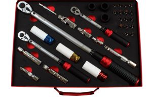 ROOKS Zestaw kluczy dynamometrycznych 1/2" 3/8" 1/4" z nasadkami 33 elementy