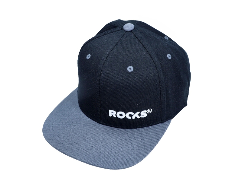 ROOKS CZAPKA Z DASZKIEM SNAPBACK CZARNO-SZARA